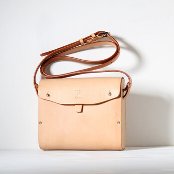 木质斜挎小包简约女士单肩斜跨包包复古文艺女包优质定制新品 本色