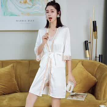 睡衣女春季仿真丝性感蕾丝吊带短裤长袖睡袍三件套家居服套装 白色 m