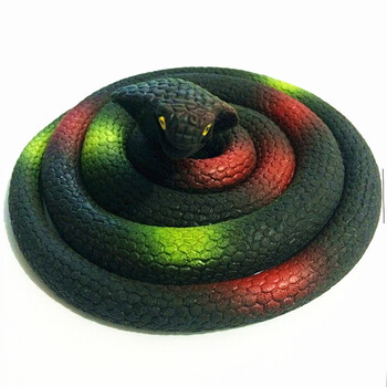 仿真蛇玩具眼镜蛇假田蛇模型儿童玩具软胶橡胶蛇整人恶搞道具 银色