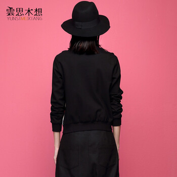 云思木想2016新款女装印花拼色套头卫衣女长袖宽松上衣21273 杏色 S