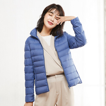 时尚品牌韩版轻薄羽绒服女短款立领连帽修身显瘦反季外套冬装时尚女装