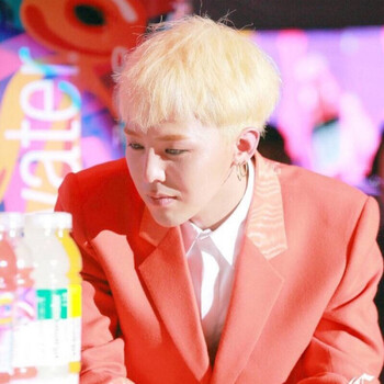 韩国男团bigbang权志龙gd男生奶金色不规则刘海帅气短发整顶假发 奶