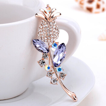 韩版时尚珍珠树叶天鹅胸针别针韩国水晶胸花女士毛衣配饰品丝巾扣