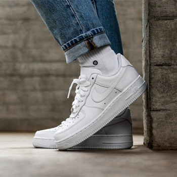 nike 845052 001