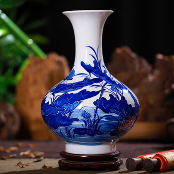 青之舞景德镇陶瓷花瓶器雕刻青荷韵花瓶现代家居客厅装饰工艺品古典