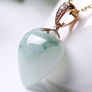 胜鑫款 18k金镶钻翡翠吊坠心形挂件女士玉坠清仓 365