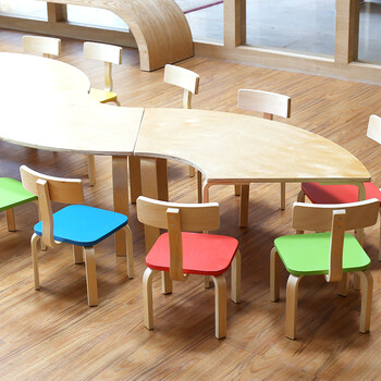 幼儿园桌椅木质拼接课桌早教培训班组合桌儿童学习桌子宝宝班圆桌