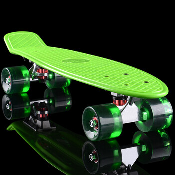 香蕉滑板小鱼板单翘滑板车青少年公路飞扬儿童四轮滑板车 果绿板透明