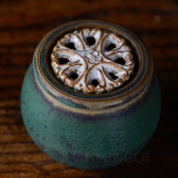 
                                        台湾茶具 林义杰作品 花盖小茶仓 茶叶罐 储茶罐 功夫茶具茶道                