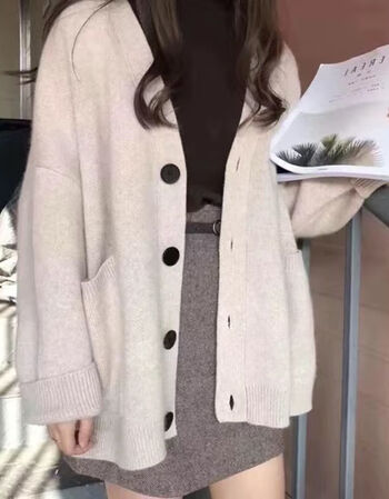 开衫女宽松慵懒风v领长袖针织衫外套秋冬韩版洋气纯色外搭潮米白色3xl