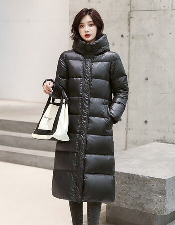 羽绒服女反季亮面服女年新款过膝韩版连帽外套黑色s85斤