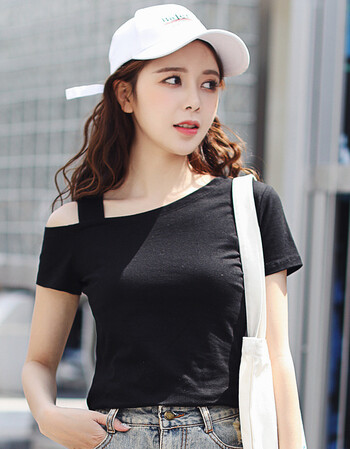 女装斜肩t恤女短袖夏季修身棉露肩单肩斜领漏肩紧身小心机半袖上衣