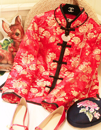 依依的 喜庆 刺绣牡丹织锦缎盘扣唐装民族风中式棉袄女复古汉服 预售