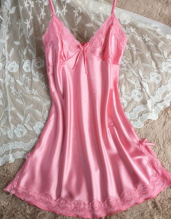 夏季仿真丝女士吊带睡裙性感v领纺丝绸缎睡衣家居服 粉红色 xl码