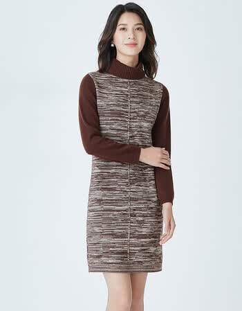 旗舰店官方正品2017秋冬新款女装纯羊毛雪花纹拼接高领厚针织连衣裙