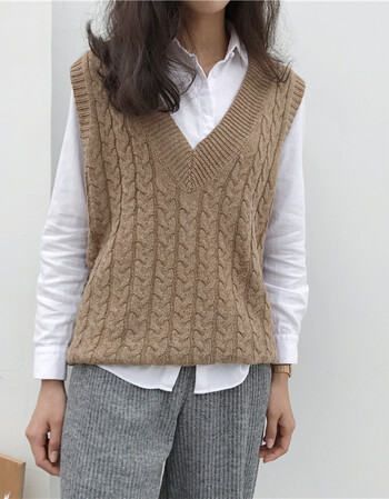 马甲女背心针织韩版复古秋冬新款百搭v领无袖打底衫麻花毛衣 卡其色