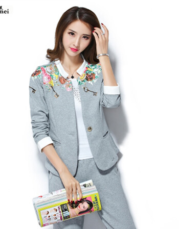 澳奇美2015秋装女装小西服三件套修身显瘦气质运动套装时尚休闲8932 浅灰色 M