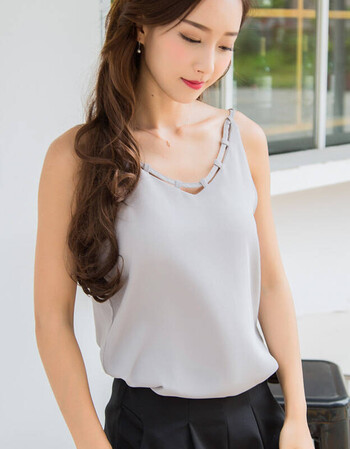 俏伊兰夏装新款外穿雪纺背心女吊带大码宽松修身显瘦打底衫女潮 灰色