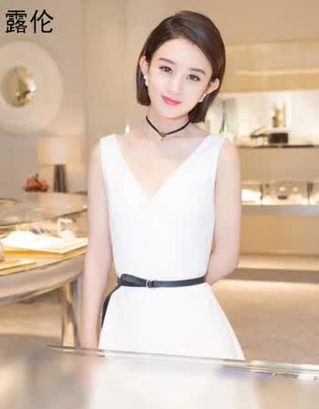 赵丽颖明星同款气质女神范衣服白色中长款礼服ins超火的v领连衣裙