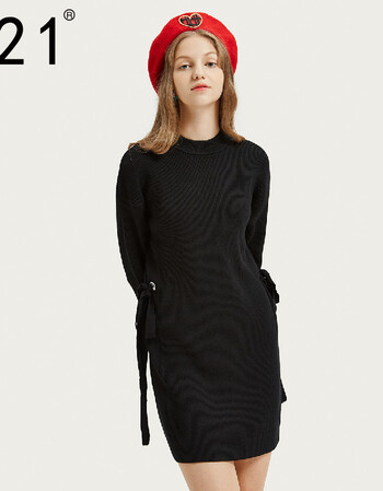 a21 以纯线上品牌2018新款秋冬连衣裙 显瘦圆领绑带舒适保暖连衣裙