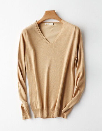 芊艺2017新款毛衣针织打底衫女秋宽松韩版长袖上衣 浅卡其 l