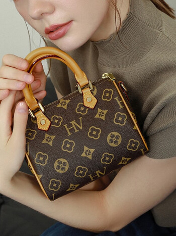 女百搭女士单肩包奢侈品礼盒装酷奇风小号生日礼物纪念日送女友送老婆