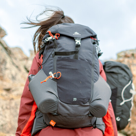 迪卡侬（DECATHLON）背包徒步专业登山20L防水旅行大...