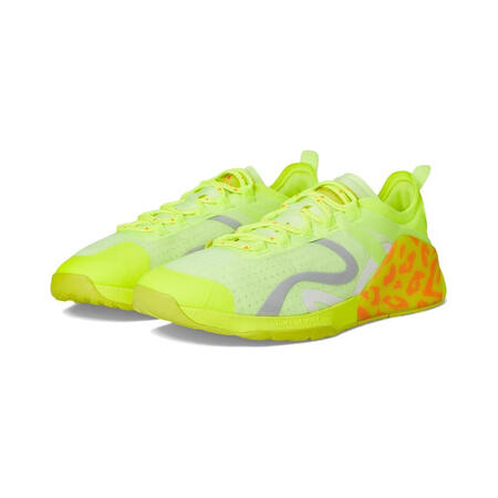 阿迪达斯 （adidas）阿迪达斯女款纯素透气运动板鞋休闲跑...
