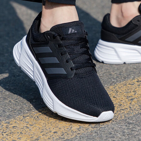 阿迪达斯 （adidas）男鞋夏季网面透气鞋低帮网面轻便耐磨...