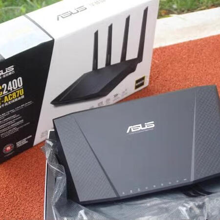 华硕（ASUS）RT-AC87U千兆端口家用穿墙光纤高速智能...