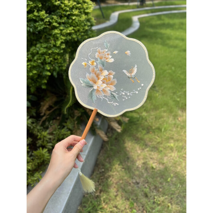 出写湘绣摆件苏绣刺绣扇子双面绣团扇半透明古风扇夏扇风绕丝 双面刺绣-八瓣-金牡丹【图片 价格 品牌 报价】-京东