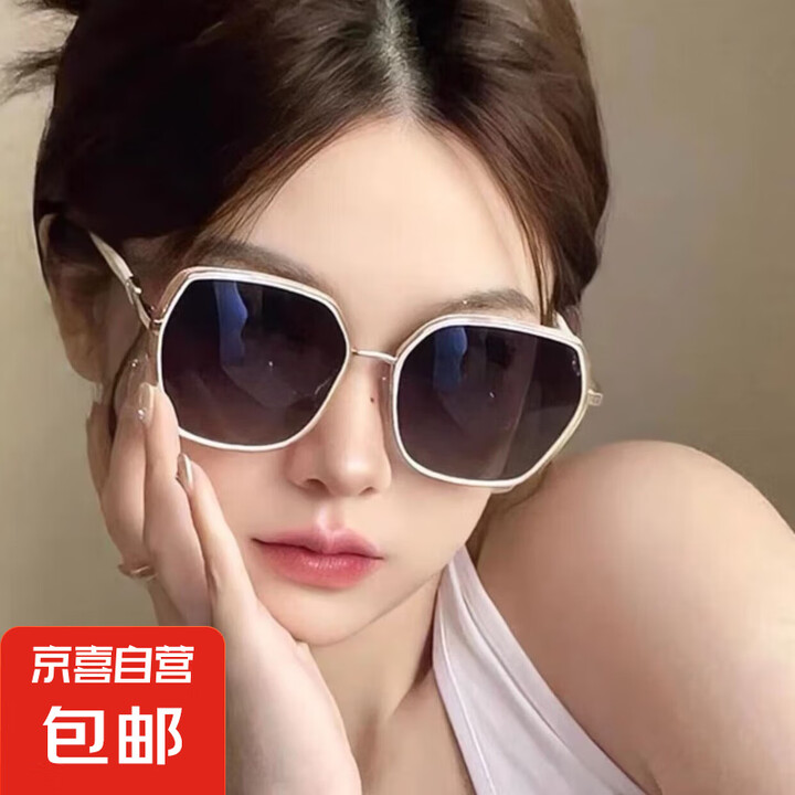 闹玩呢，，，，，首届大模子对抗赛，，，，，DeepSeekKimi第一轮被镌汰了