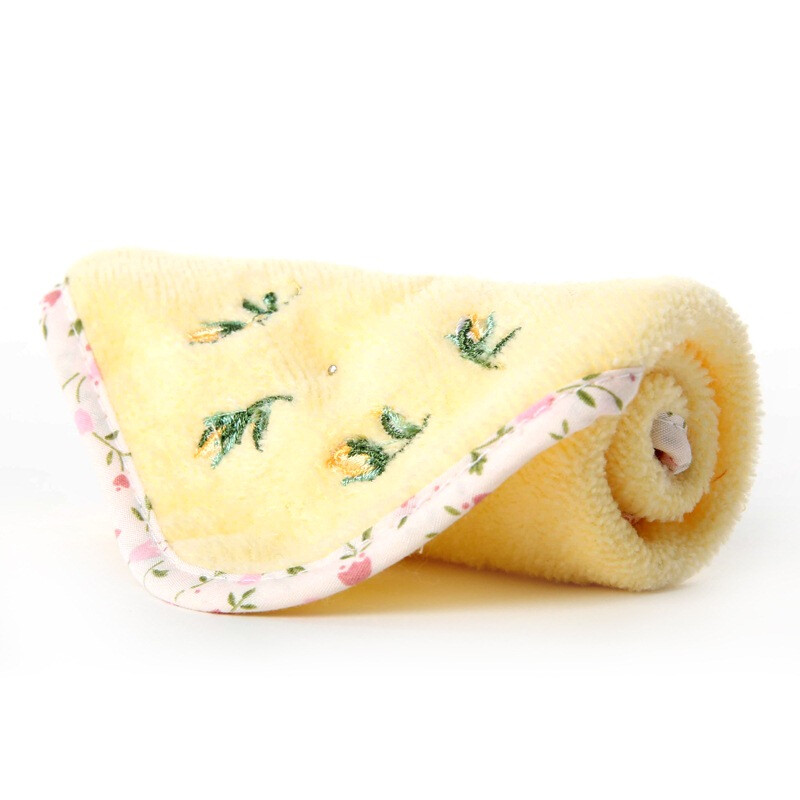 Gold towel home textile pure cotton satin cartoon small square towel wipe towel wipe sweat towel yellow 1 pack 22 * 22cm 18g