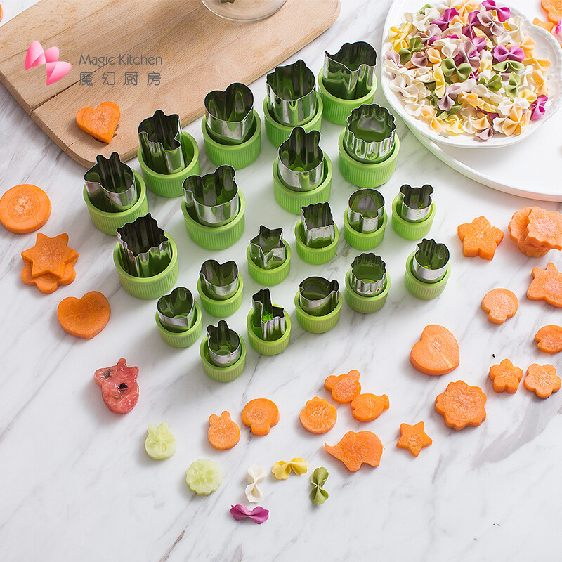 Magic kitchen stainless steel butterfly noodle mold baby food supplement household embossed fruit flower cutter cartoon fruit and vegetable pasta abrasive