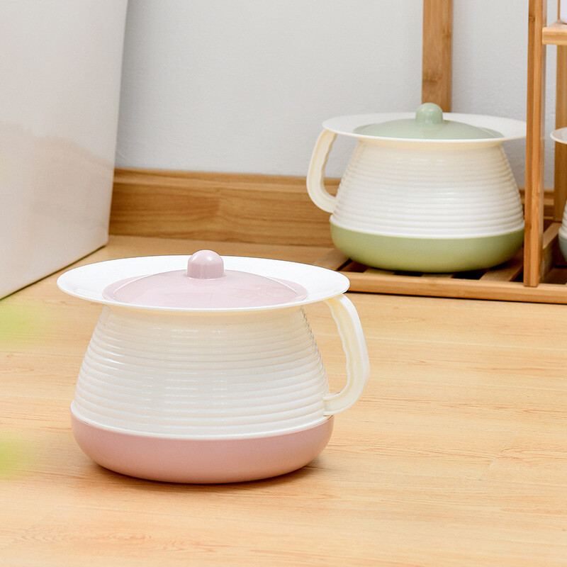 Mengting mobile toilet spittoon urinal baby bedpan thickened handle urinal with Cover Pink a58399