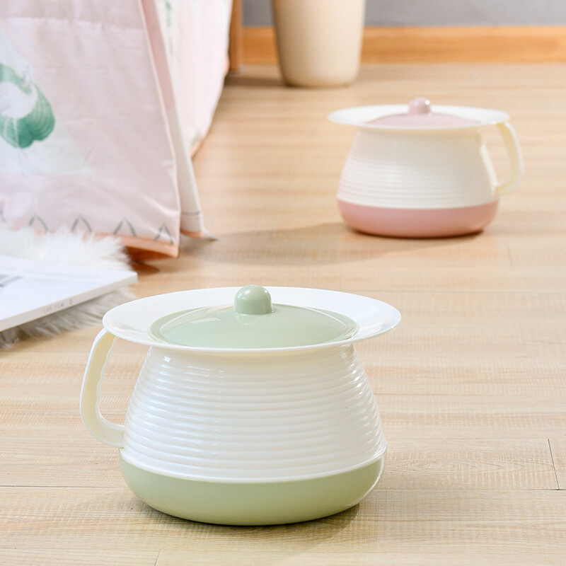 Mengting mobile toilet spittoon urinal baby bedpan thickened handle with cover urinal green a58400