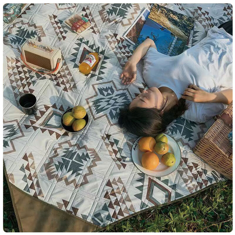 艾逸瑶选罗马印象野餐多功能垫1.5*2米HW-22013