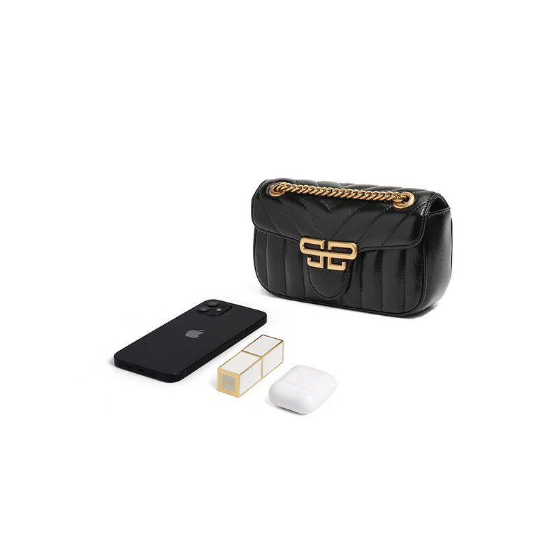 百丽2023秋新商场同款质感小香风多巴胺单肩绗缝包X6759CX3 黑色 F