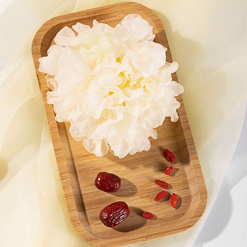 猫千岁 即食银耳羹礼盒装220ml*6瓶 鲜炖银耳红枣枸杞汁非干货早餐饮品