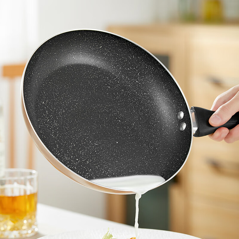 美的（Midea）煎锅不粘锅牛排锅平底锅煎蛋锅煎饼锅炒菜锅CJ24Fry302M金色