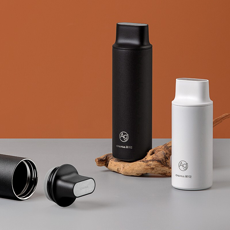 茶花不锈钢保温杯男女户外旅行水杯便携防滑学生茶杯时尚茶杯外带 300ml 黑色