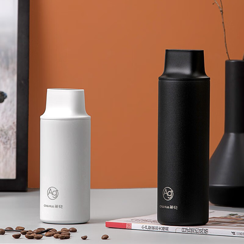 茶花不锈钢保温杯男女户外旅行水杯便携防滑学生茶杯时尚茶杯外带 300ml 黑色