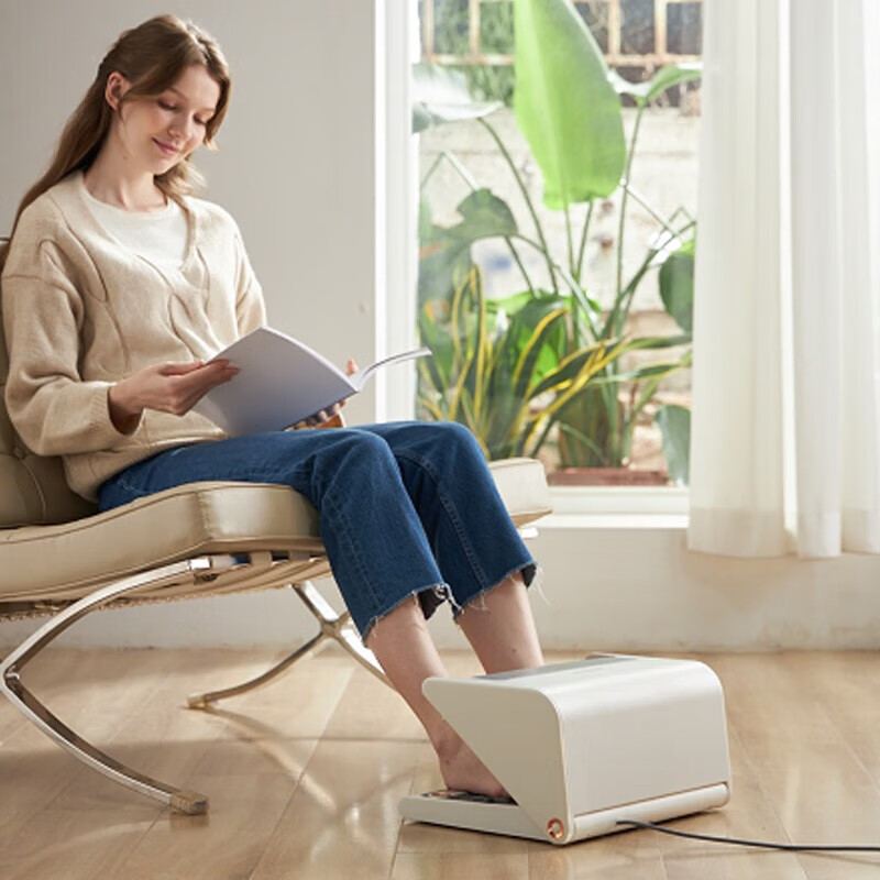 摩飞电器（Morphyrichards）暖脚器 家用取暖器暖脚神器 办公室暖脚宝暖腿电热垫加热脚垫桌下取暖器MR2025