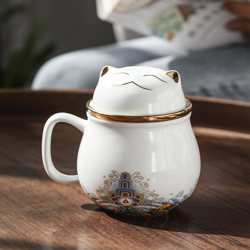 Sushi ceramics teacup cover color painting Zhaocai cat filter water cup office teacup with portable travel bag (bright and clean white)