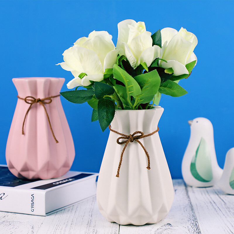 Cuttlefish ceramic vase matte origami white 8045 living room TV cabinet wine cabinet study cabinet desk bedroom bedside table decoration vase tea table office table decoration