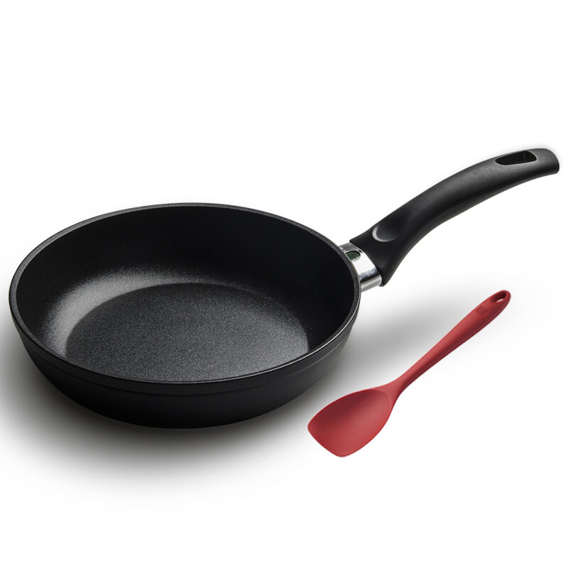 Ballarini imported from Italy 20cm single handle small frying pan Mini breakfast frying pan baby auxiliary food pan free Shuangli silicone shovel gas stove applicable to 75001-598-b