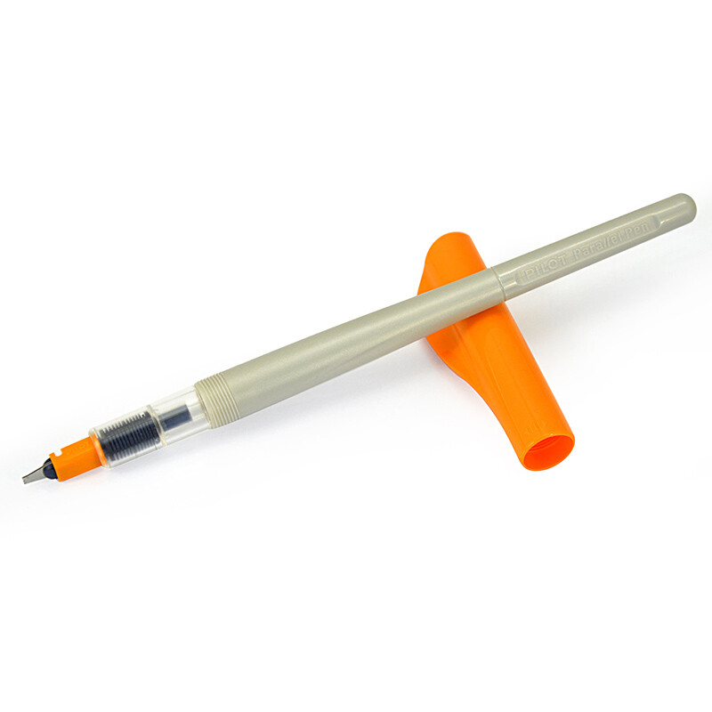 Japan pilot parallel art pen art pen duck billed pen art font English calligraphy pen 2.4mm set fp3-24-ss imported
