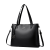 酷奇袋鼠（KUQIDAISHU）大容量通勤女士包包时尚斜挎包2024新款中年妈妈包软皮单肩包简约 浅灰色