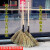 户外大卫物业大竹扫把清洁马路工地庭院加大铁扫帚黑皮竹苕帚 带叶小号竹扫把高100厘米