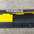 减速带线槽橡胶PVC电线电缆保护槽室内户外舞台地面过线桥盖线板 黄色一槽带螺丝孔(槽径25*15mm